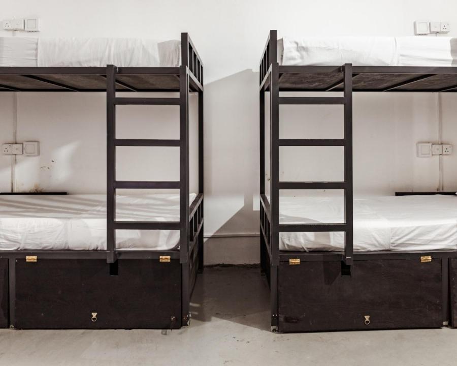 Why Not Backpackers Hostel Mirissa Buitenkant foto