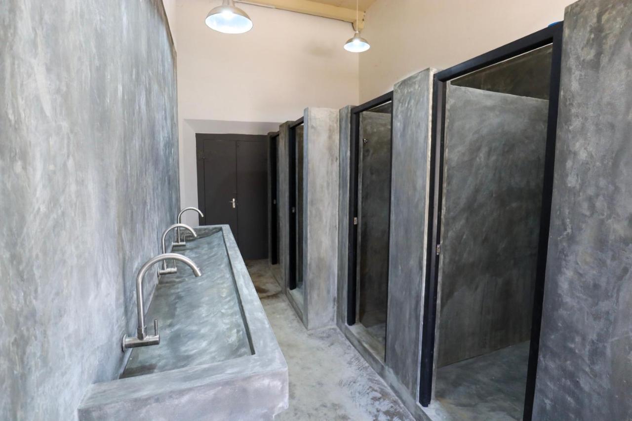 Why Not Backpackers Hostel Mirissa Buitenkant foto